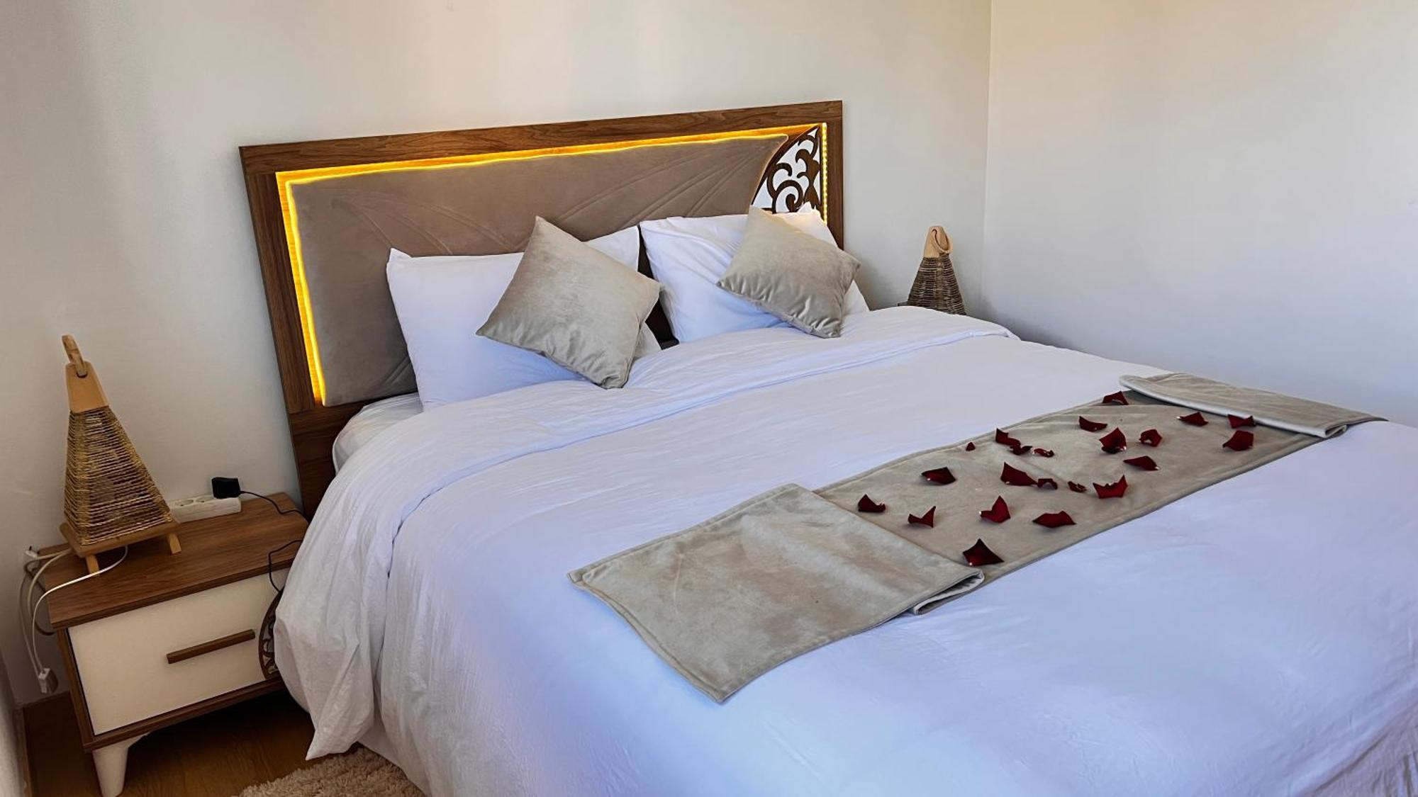Mini-Villa Situee Dans Une Residence Prestigia A Marrakech, Avec Une Vue Sur La Piscine Et Le Golf Une Securite 24H Sur 24 Et Une Proximite Ideale De L Aeroport 5 Minutes C Est Une Offre Parfaite Pour Des Vacances Marrakesh Exterior foto